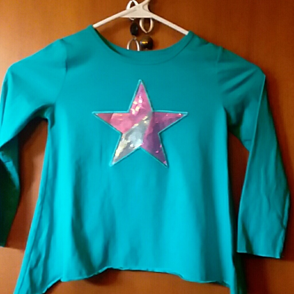 Girls Garanimals long sleeve tee. Size 5T